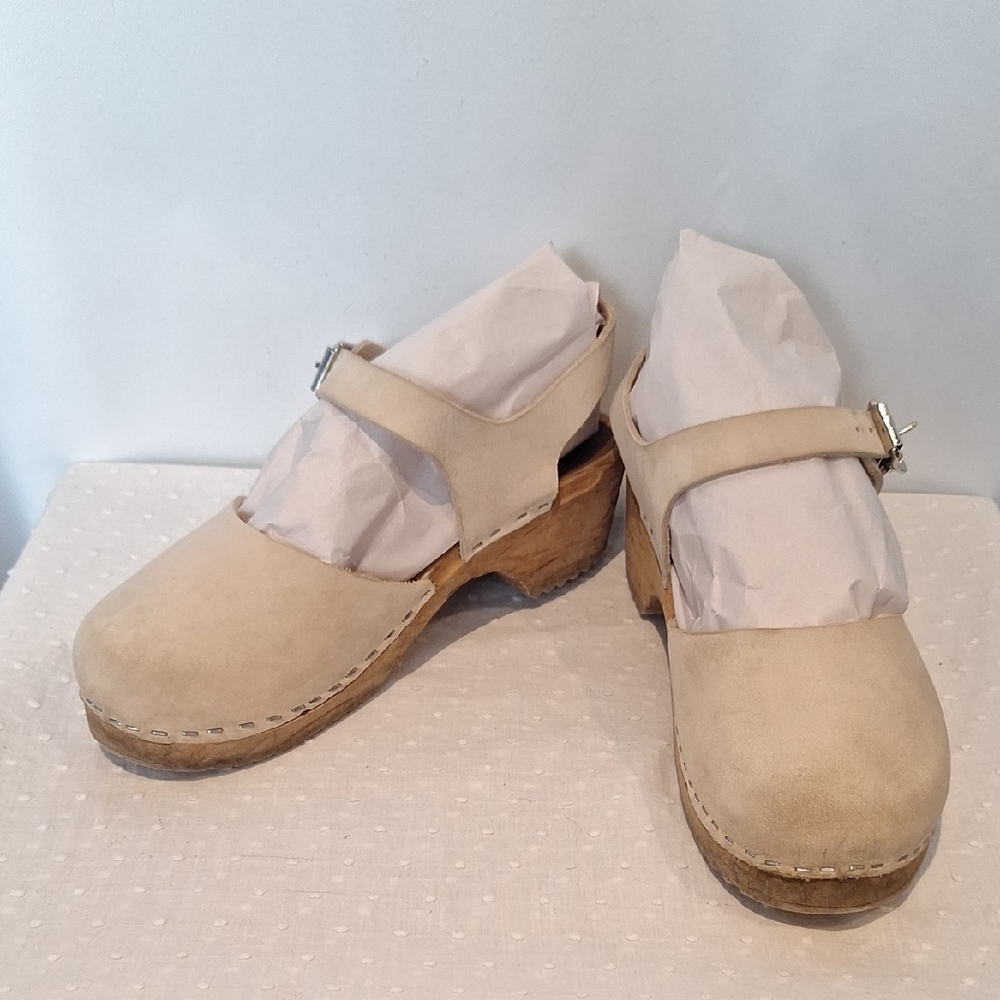 MIA Sweden Sofia Wooden Women's Beige Clogs Size EU 37 USA 6.5/7